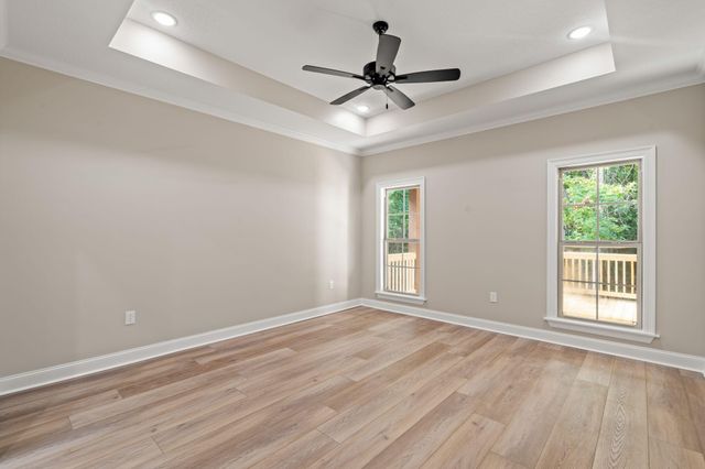 84 Riviera Dr., Hattiesburg, MS 39402