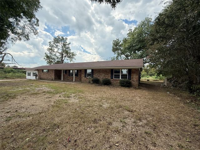 2880 Farm Road 2560, Sulphur Springs, TX 75482