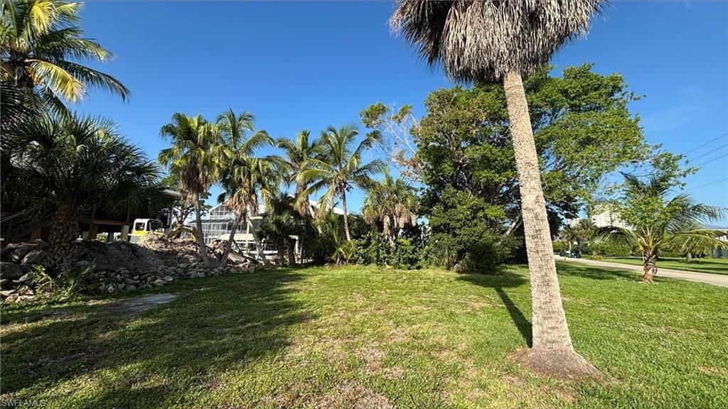 Dolphin ST, BONITA SPRINGS, FL 34134 — photo 3
