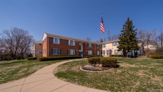 451 Miller Avenue 211, Rochester, MI 48307