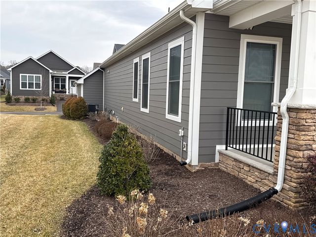 102 Brookneal Aly, Ashland, VA 23005