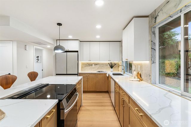 32616 36th Avenue SW, Federal Way, WA 98023