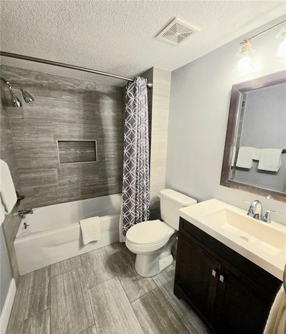 36750 US HIGHWAY 19 N 11-210, Palm Harbor, FL 34683