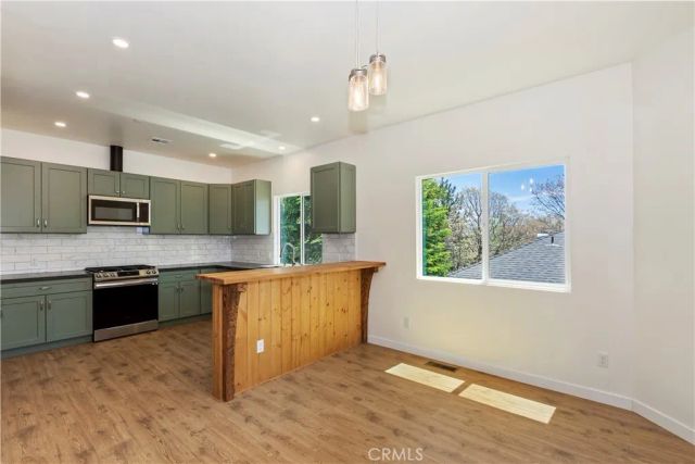 26182 Sky Ridge Drive, Twin Peaks, CA 92391