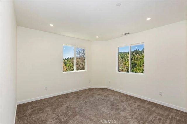 26182 Sky Ridge Drive, Twin Peaks, CA 92391