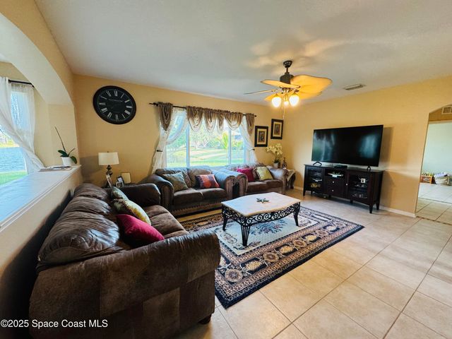 4095 Fenrose Circle, Melbourne, FL 32940