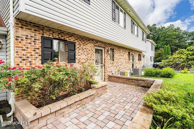 11 Desiree Court, Howell, NJ 07731