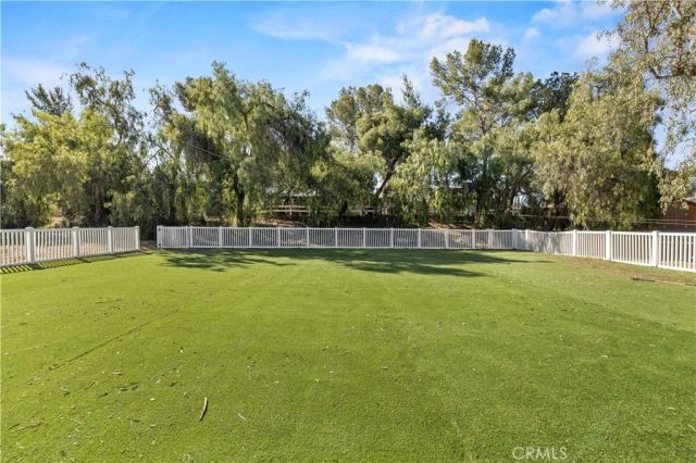 32651 Teller Avenue, Agua Dulce, CA 91390