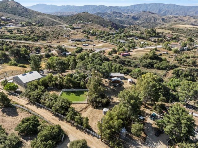 32651 Teller Avenue, Agua Dulce, CA 91390