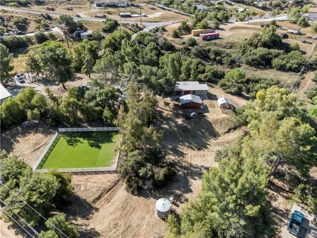 32651 Teller Avenue, Agua Dulce, CA 91390