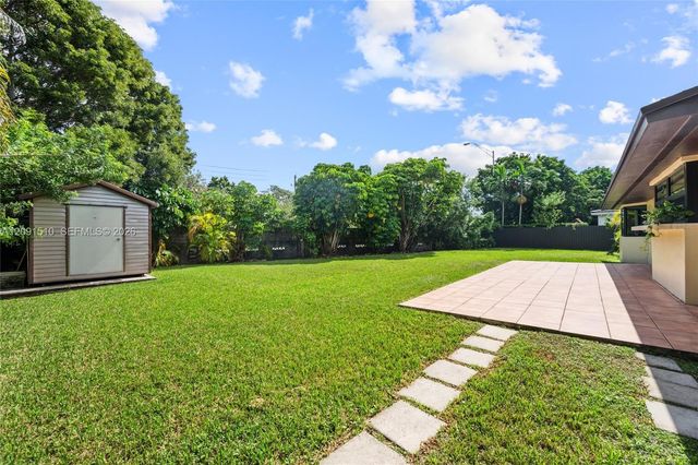 10221 SW 109th Street, Miami, FL 33176