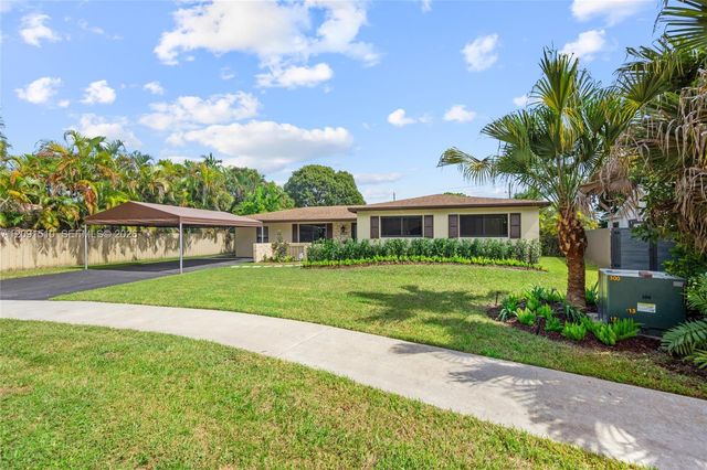 10221 SW 109th Street, Miami, FL 33176