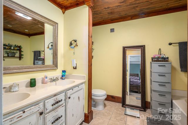 845 Meadow Hill Court, Lincolnton, NC 28092