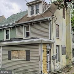 4120 WELSH RD, Philadelphia, PA 19136