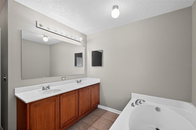 15536 MERLIN AVENUE, Mascotte, FL 34753
