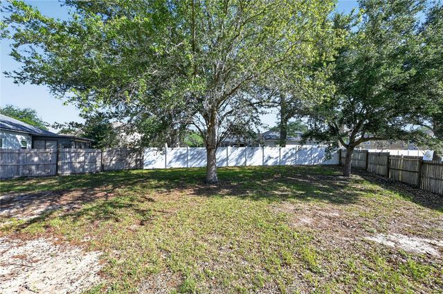 15536 MERLIN AVENUE, Mascotte, FL 34753