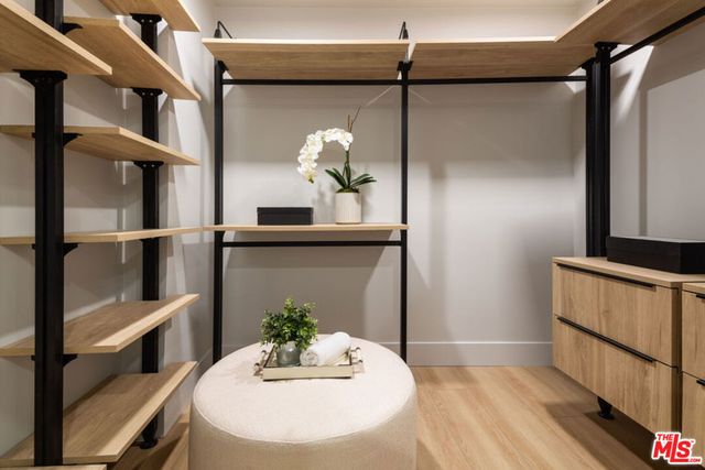 12431 Rochester Avenue 410, Los Angeles, CA 90025