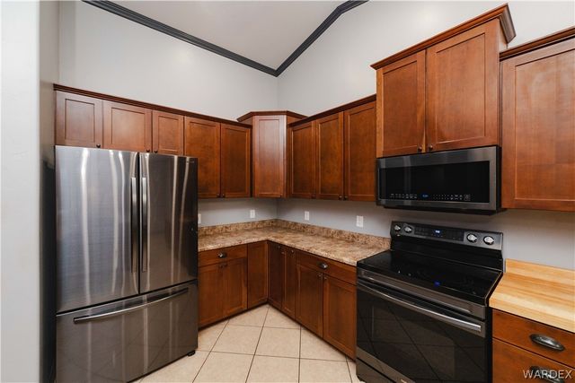 3374 Roma Road, Kingman, AZ 86401