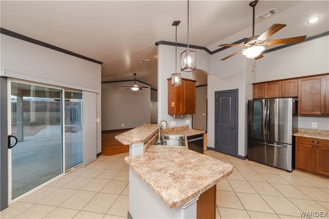 3374 Roma Road, Kingman, AZ 86401