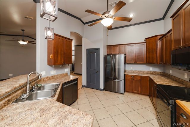 3374 Roma Road, Kingman, AZ 86401