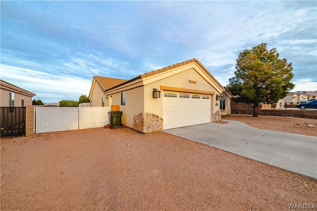 3374 Roma Road, Kingman, AZ 86401