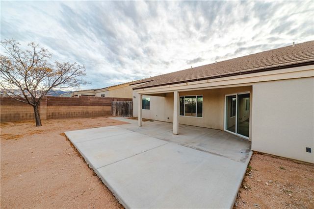 3374 Roma Road, Kingman, AZ 86401