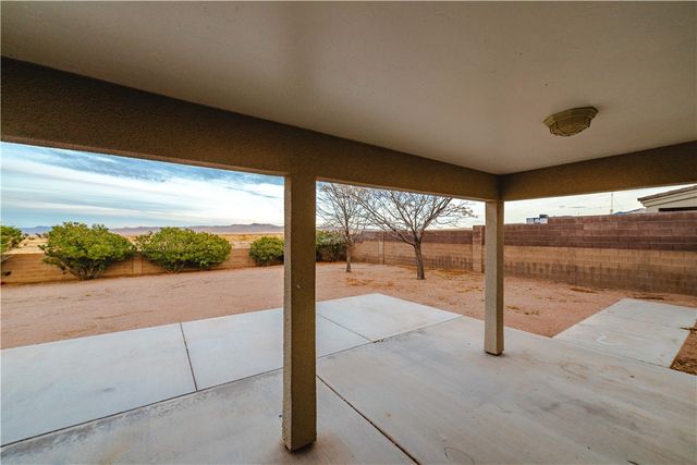 3374 Roma Road, Kingman, AZ 86401