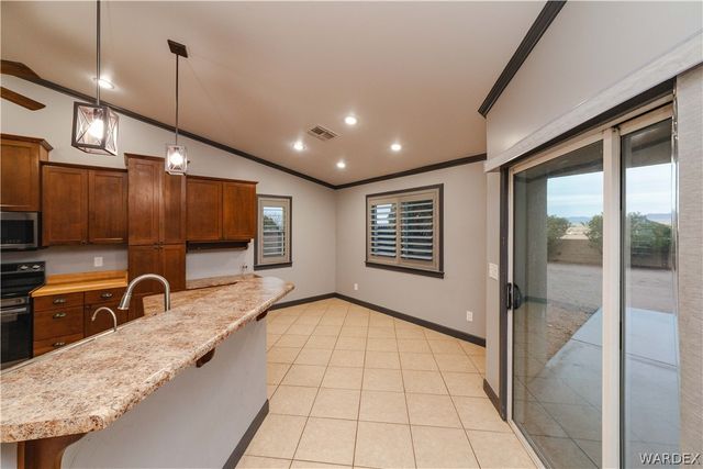 3374 Roma Road, Kingman, AZ 86401