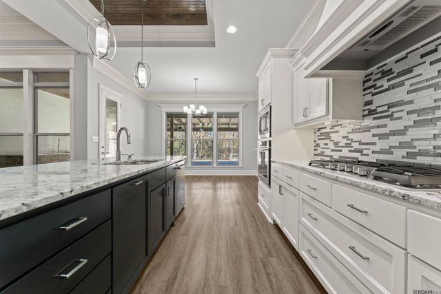 37384 Cypress Hollow Ave, Prairieville, LA 70769