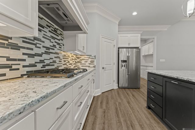 37384 Cypress Hollow Ave, Prairieville, LA 70769