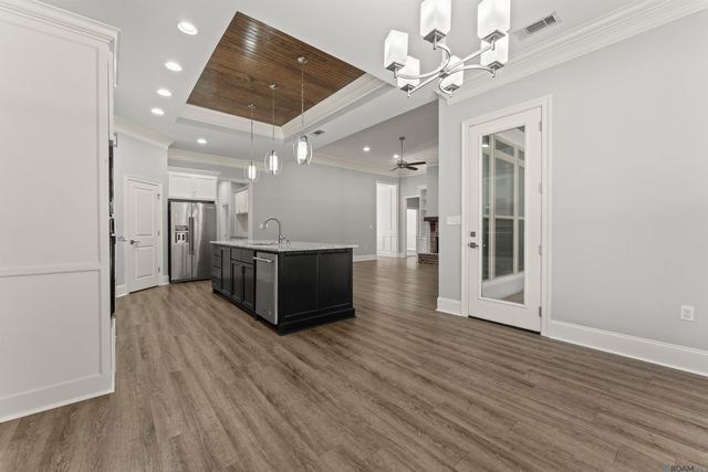 37384 Cypress Hollow Ave, Prairieville, LA 70769