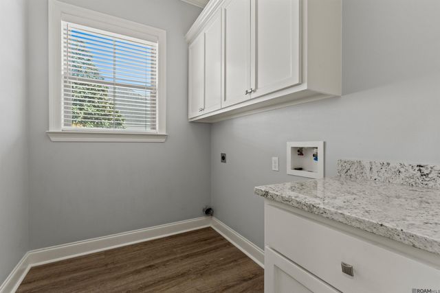 37384 Cypress Hollow Ave, Prairieville, LA 70769