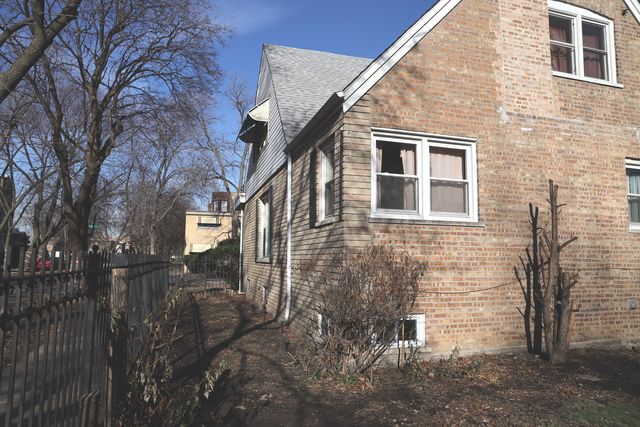 937 E 84th Place, Chicago, IL 60619