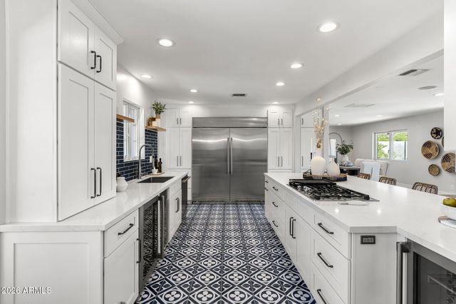 5231 N 42ND Place, Phoenix, AZ 85018