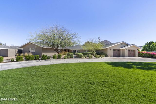 5231 N 42ND Place, Phoenix, AZ 85018