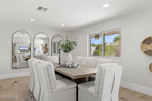 5231 N 42ND Place, Phoenix, AZ 85018