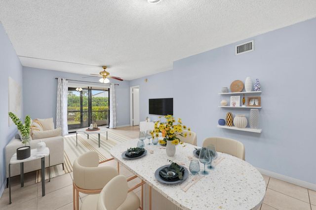 7142 Golf Colony Court 102, Lake Worth, FL 33467