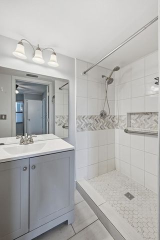 7142 Golf Colony Court 102, Lake Worth, FL 33467