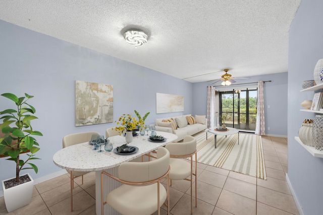 7142 Golf Colony Court 102, Lake Worth, FL 33467