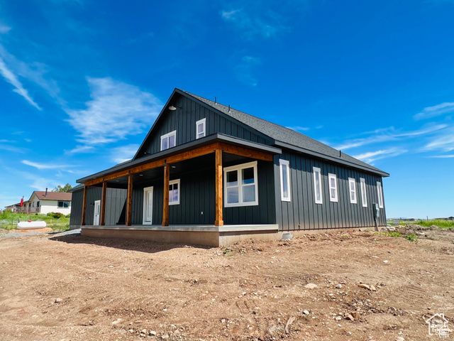 295 E 2ND, Paris, ID 83261