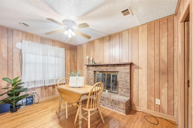 3130 Healey Drive, Dallas, TX 75228