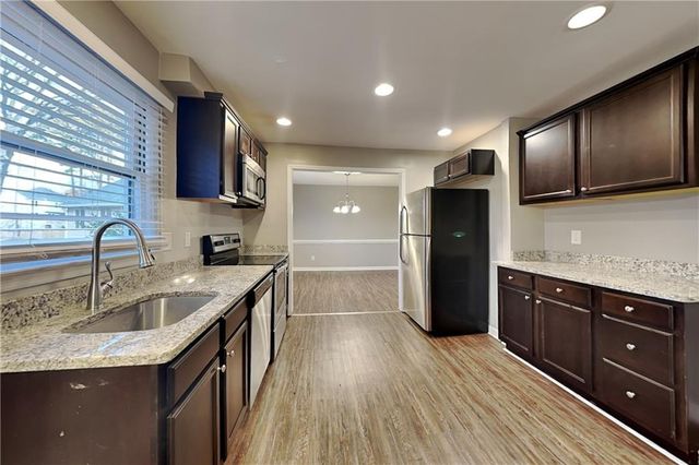 795 Whitehall Way, Roswell, GA 30076