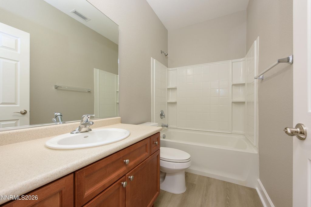 Image 18 of property listing at 1221 Fonterra Way, Carson City, NV 89701