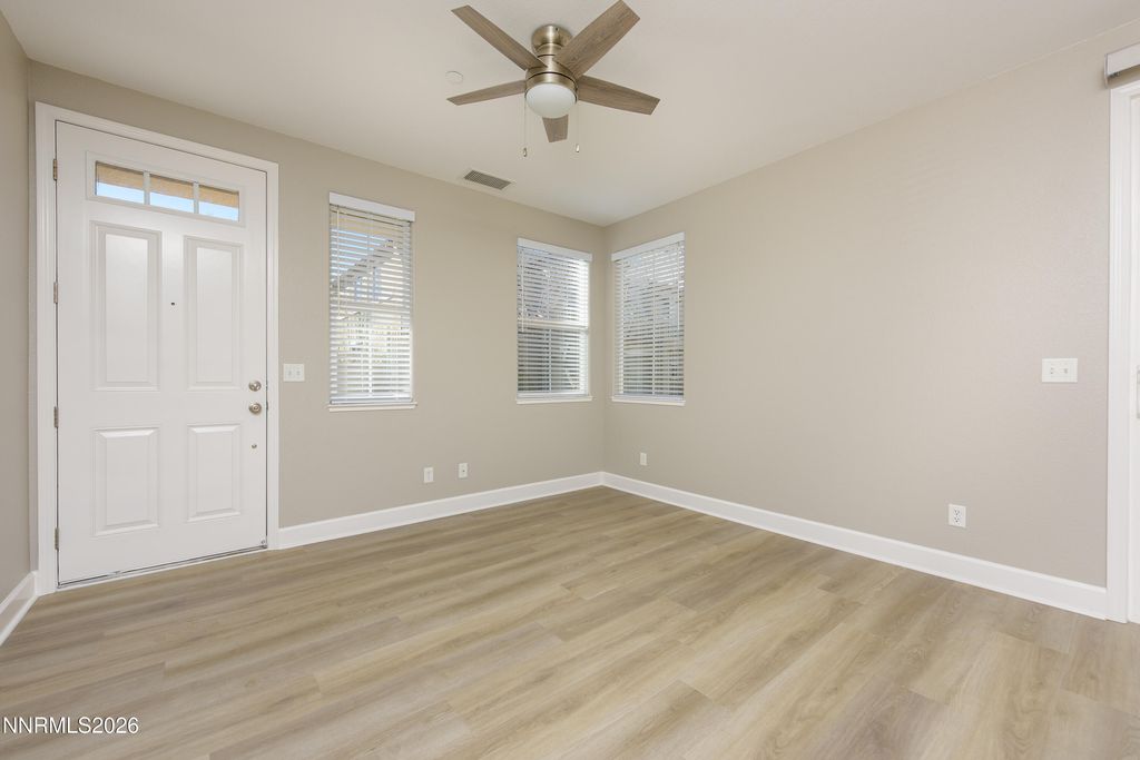 Image 3 of property listing at 1221 Fonterra Way, Carson City, NV 89701