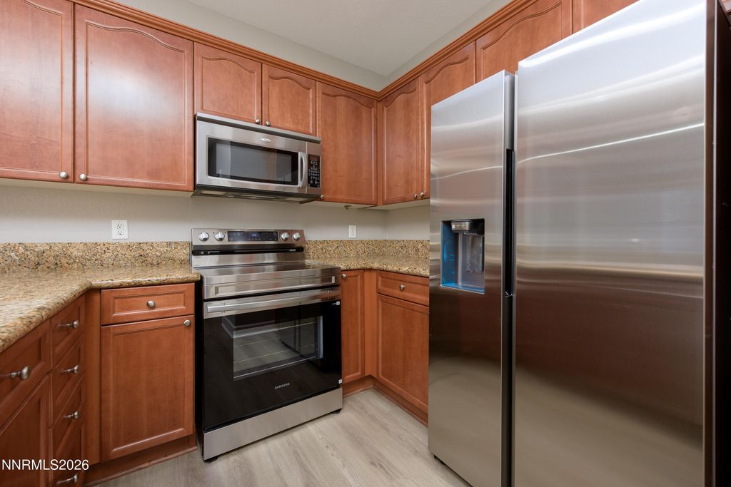 Image 8 of property listing at 1221 Fonterra Way, Carson City, NV 89701