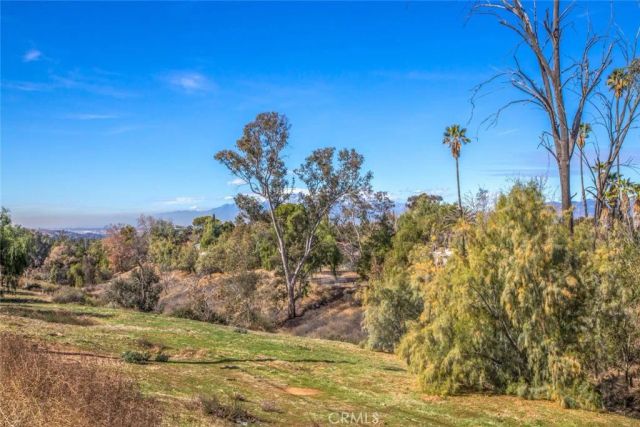 724 W Sunset, Redlands, CA 92373