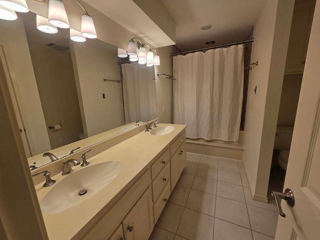 5839 Lake Point Drive, Arlington, TX 76016