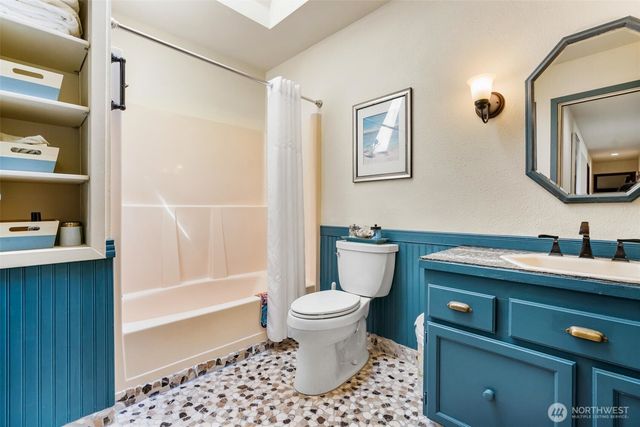 8613 Semiahmoo Drive, Blaine, WA 98230