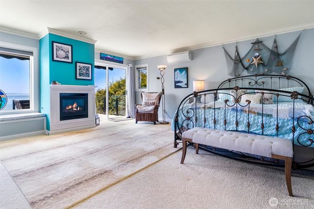 8613 Semiahmoo Drive, Blaine, WA 98230