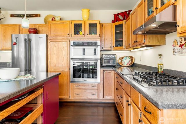 8613 Semiahmoo Drive, Blaine, WA 98230